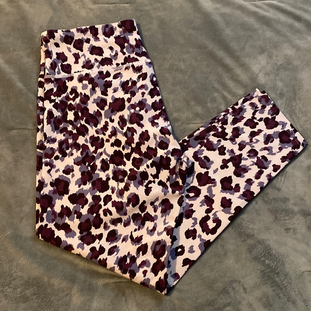 Calvin Klein ladies athletic leggings/yoga pants